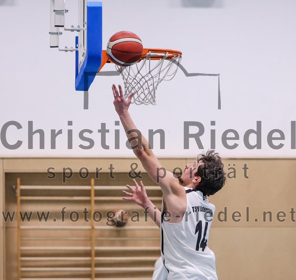 2025-12-06_003_TSV_Vaterstetten_gegen_MTV_1879_Muenchen | Vaterstetten, Deutschland, 06.12.2025:Basketball, 2. Regionalliga Süd 2025 / 2026, 9. Spieltag, TSV Vaterstetten gegen MTV 1879 München, Endergebnis: 58:83Ivan Nikolovski (TSV Vaterstetten, #14)Foto: Christian Riedel / fotografie-riedel.net