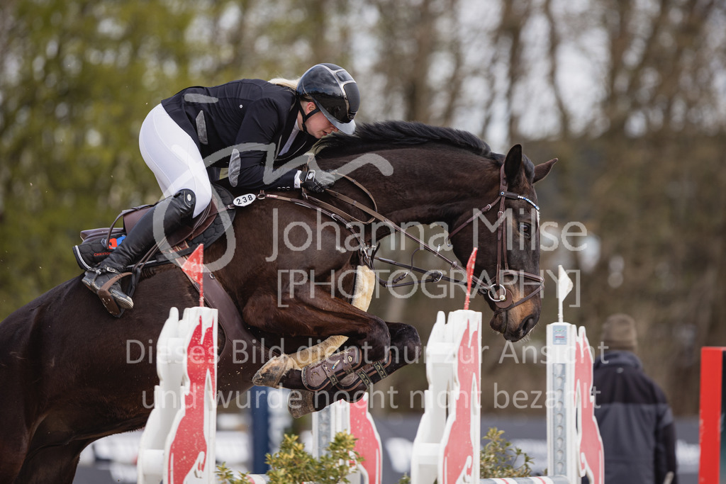 220403_HF-Laar_L-Spr-196 | SEASON OPENING 2022
Herford Laar
03.04.2022
11 Springprüfung Kl.L m.Siegerrunde