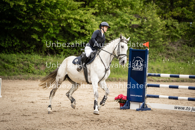 Bad_Meinberg_07078 | saradresslerfotografie - Realisiert mit Pictrs.com