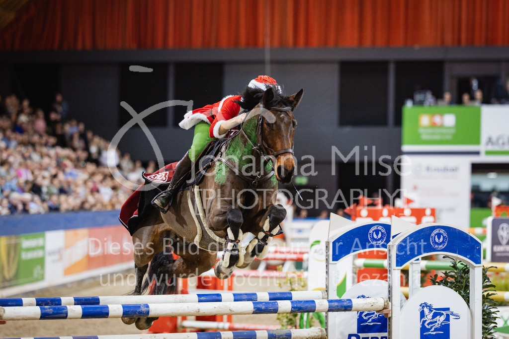 240113_Münster_Kostümspringen-338 | Deine schönsten Turniermomente als professionelle Fotos! Entdecke hochwertige Pferdesport-Fotografie im Online-Shop. Jetzt Fotos finden & bestellen!