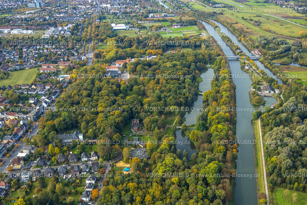 Hamm241015276 | Luftbild, Fährstraße Lippebrücke am Bootshaus und Kanal Fährweg-Brücke, Fluss Lippe und Datteln-Hamm-Kanal, Kurhaus Bad Hamm und Kurpark, MVZ Prof. Dr. Uhlenbrock und Partner - Standort Hamm Kurpark, herbstliche Bäume, Stadtbezirk Heessen, Hamm, Ruhrgebiet, Nordrhein-Westfalen, Deutschland