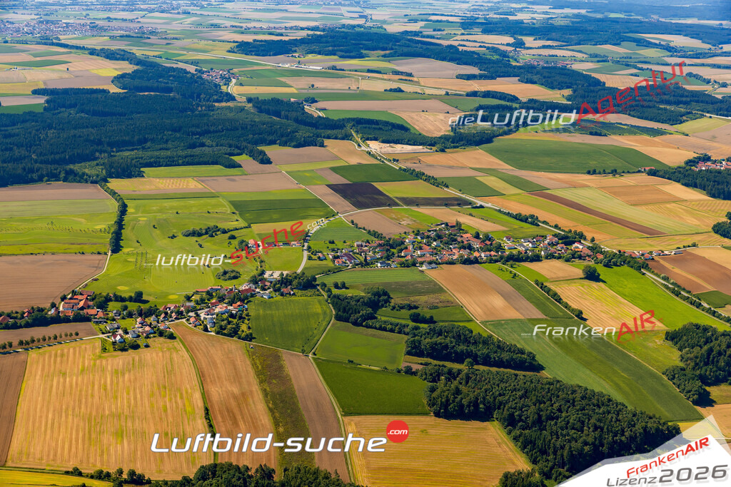 Luftbild Vs Google Maps  Martinshaun  Ergoldsbach -Das Luftbild wurde 2025 vom UL-Flugzeug heraus erstellt ( keine Drohne ) - Hochauflösende Luftaufnahme -Nicht vergleichbar mit Google Maps oder Satelittenbilder- Die Geschenkidee !Mit Lizenz und Bildrechte bestellbar