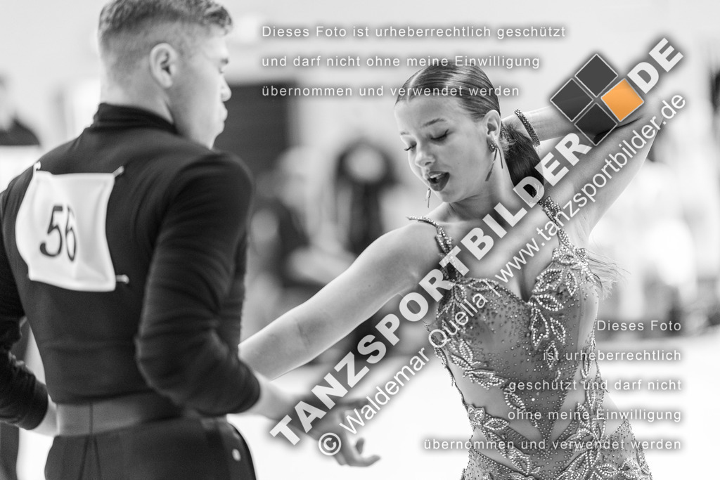 20240810-00481 | Hier finden Sie Tanz Bilder vom Latein und Standard Formationen tanzen. Sportbilder vom Tanzsport. Schöne Fotos und von Weltmeisterschaft, Europameisterschaft, Bundesliga, Regionalliga, Oberliga und Landesliga sowie von GOC Stuttgart, DanceComp, WM Bremen