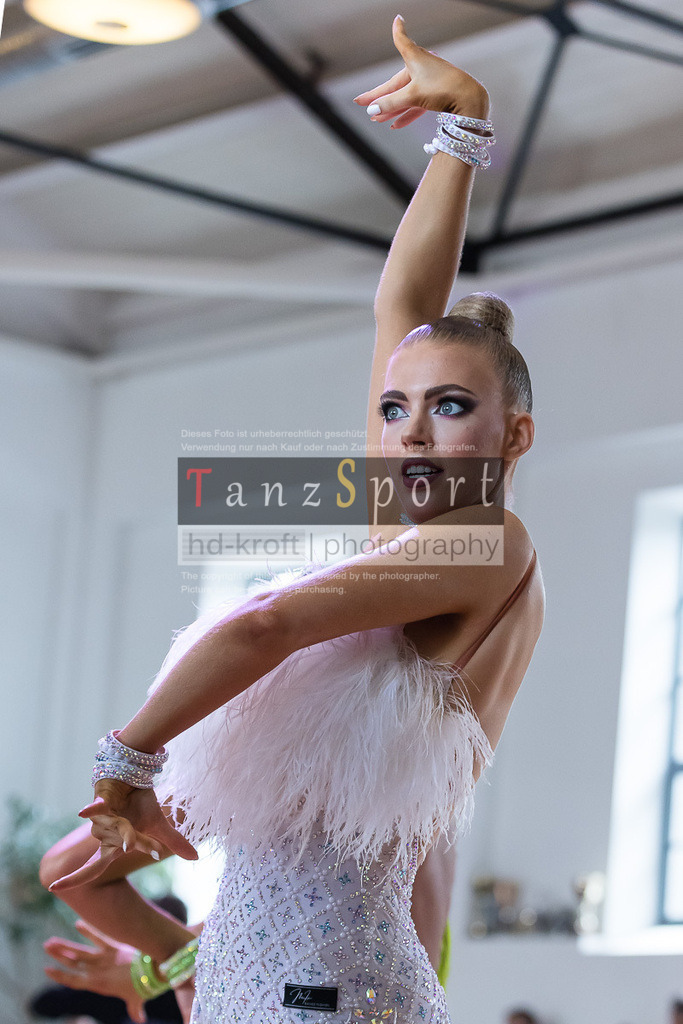 20240616_D-Cup-HGR-Latein_3247 | Tanzsportbilder, Standardtanz, Lateintanz, WDSF, DTV, LTVB, dancecomp, goc, hessen tanzt, blaues band der spree, walzer, tango, wiener walzer, slowfox, quickstepp, samba, rumba, cha-cha-cha, paso doble. jive, hd-kroft photography, turniertanzsport