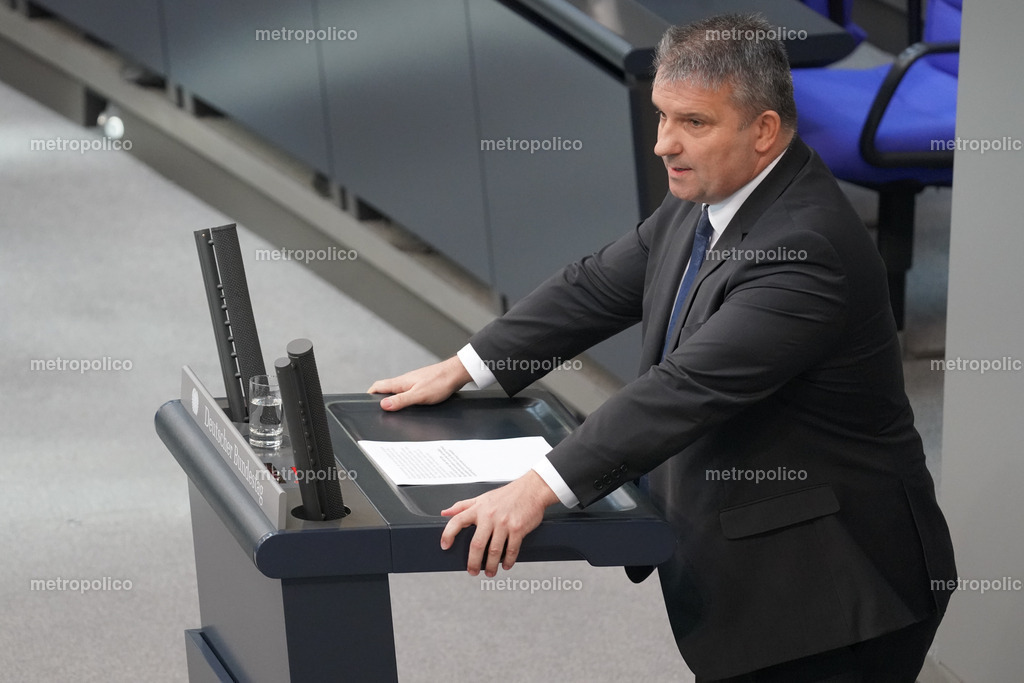 Martin Hess | Metropolico