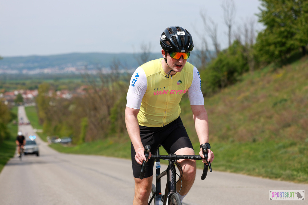 609_AR6_9861 | Neusiedlersee Radmarathon 2026@sportshot_your_pictrs #yourpictures#roadtowm2029 #nrm #neusiedlerseeradmarathon #neusiedlersee #neusiedlerseetourismus #burgenland #mörbisch #nrm26 #burgenlandtourismus #voglundco #poweredbyburgenlandtourismus #radsport #rad #marathon #ucigranfondo #visitburgenland #ucigranfondoworldseries