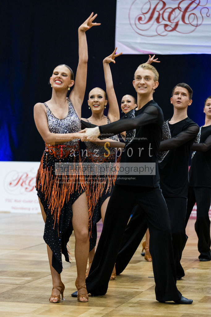 202603145_LL_Lat-Formationen_Nbg_5188 | Tanzsportbilder, Standardtanz, Lateintanz, WDSF, DTV, LTVB, dancecomp, goc, hessen tanzt, blaues band der spree, walzer, tango, wiener walzer, slowfox, quickstepp, samba, rumba, cha-cha-cha, paso doble. jive, hd-kroft photography, turniertanzsport