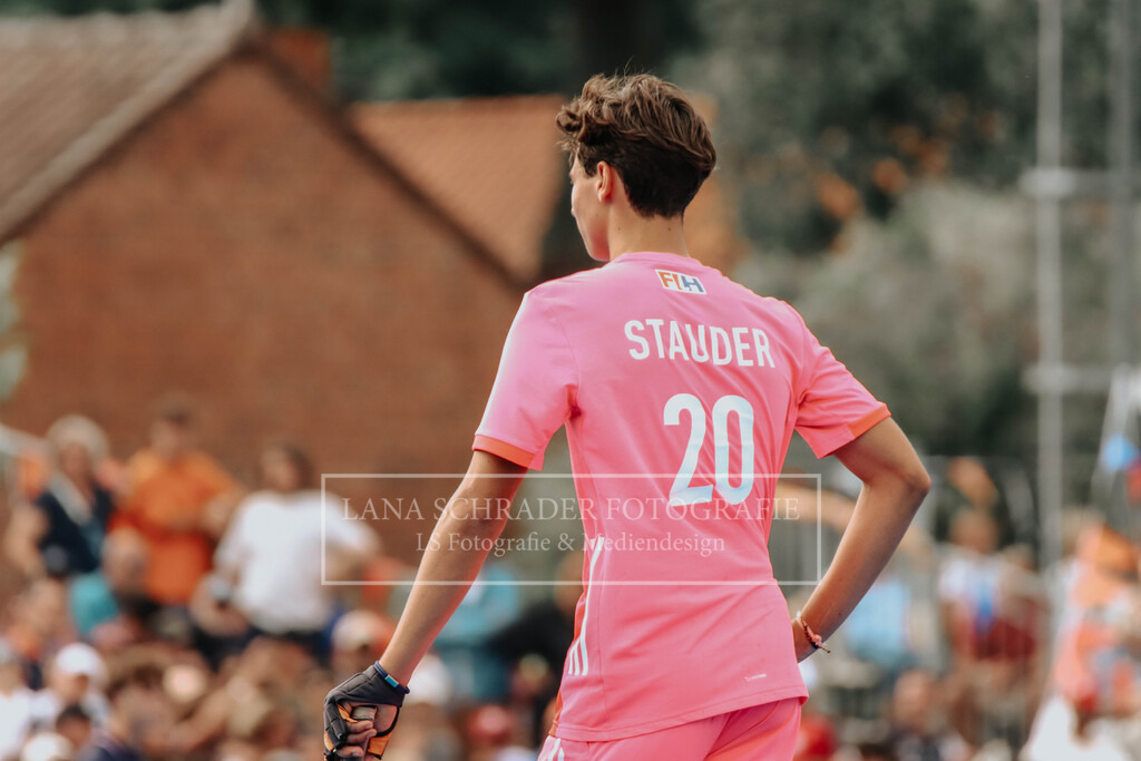 EM_MU18_F_GER-FRA_Lille_bearbeitet (197 von 433) | lanaschraderfotografie - Realisiert mit Pictrs.com