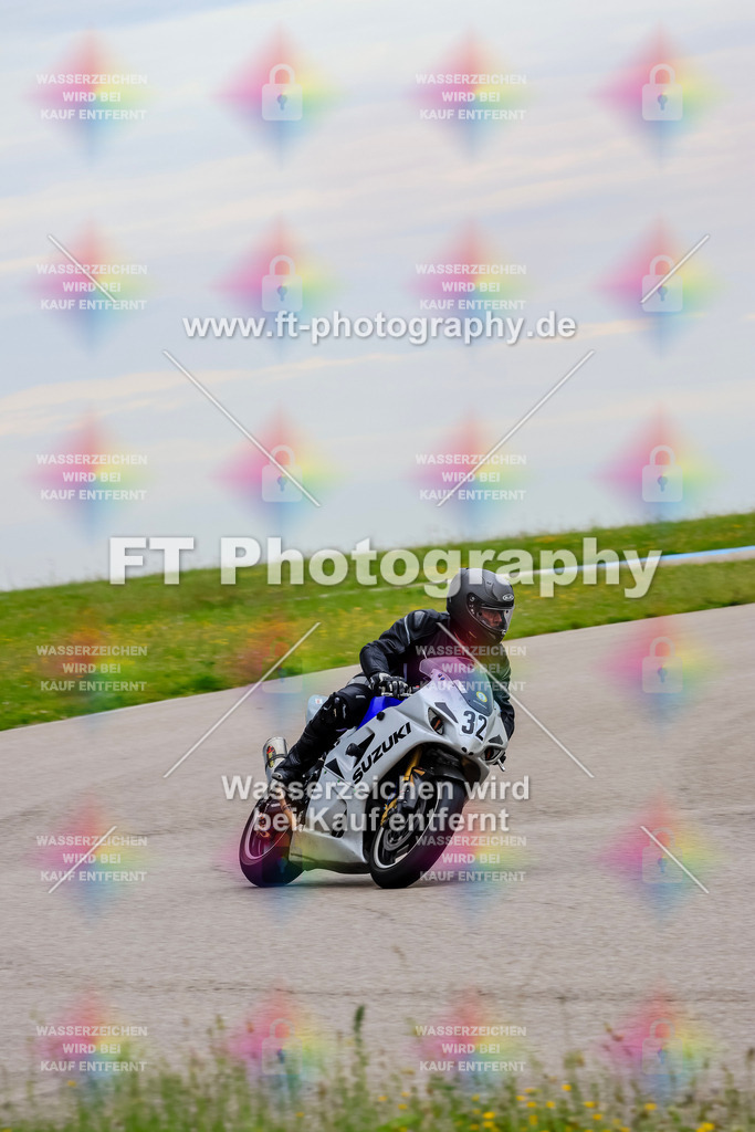 MotoTeam-1818 | Hier findet Ihr Bilder von Touristenfahrten auf der Nürburgring Nordschleife oder von anderen Veranstaltungen die ich besucht habe. Viel Spass beim Durch Schauen 