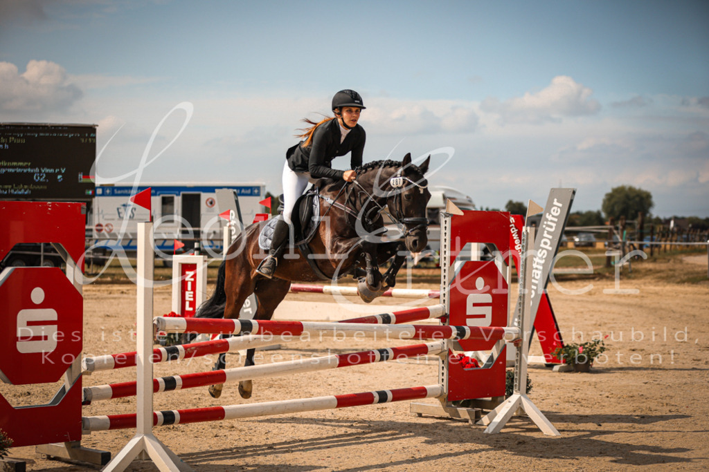 24.FrSpA00041 | Leoni Ertmer Photography - Realisiert mit Pictrs.com