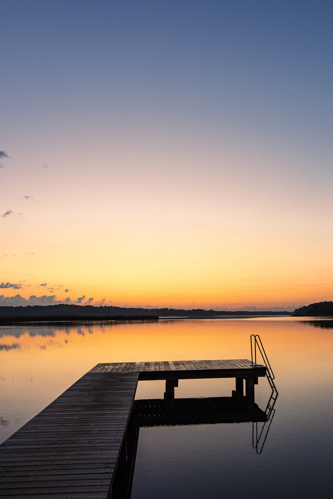 Sonnenaufgang mit Badesteg in Seedorf am Schaalsee | Sonnenaufgang mit Badesteg in Seedorf am Schaalsee.