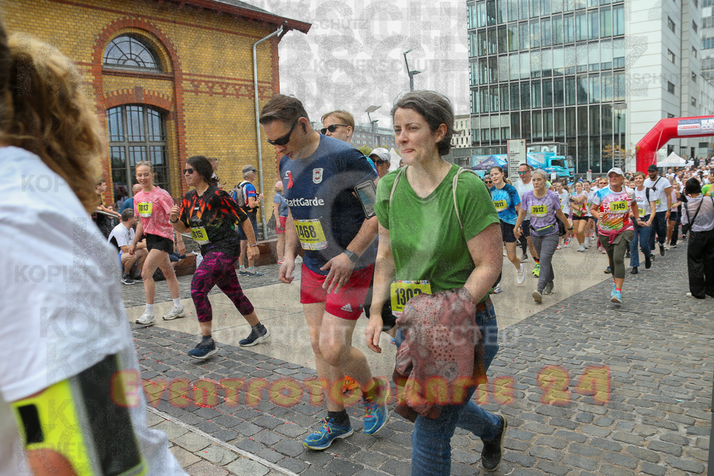 250920_1301_EX1_3829 | Sportfotografie im Rhein-Sieg Kreis, Köln, Bonn, NRW, Rheinland Pfalz, Hessen, etc. Unser Tätigkeitsfeld umfasst den Laufsport vom Volkslauf über den Marathon, Duathlon, Triathon bis zum Ultralauf wie Kölnpfad Ultra oder Schindertrail.