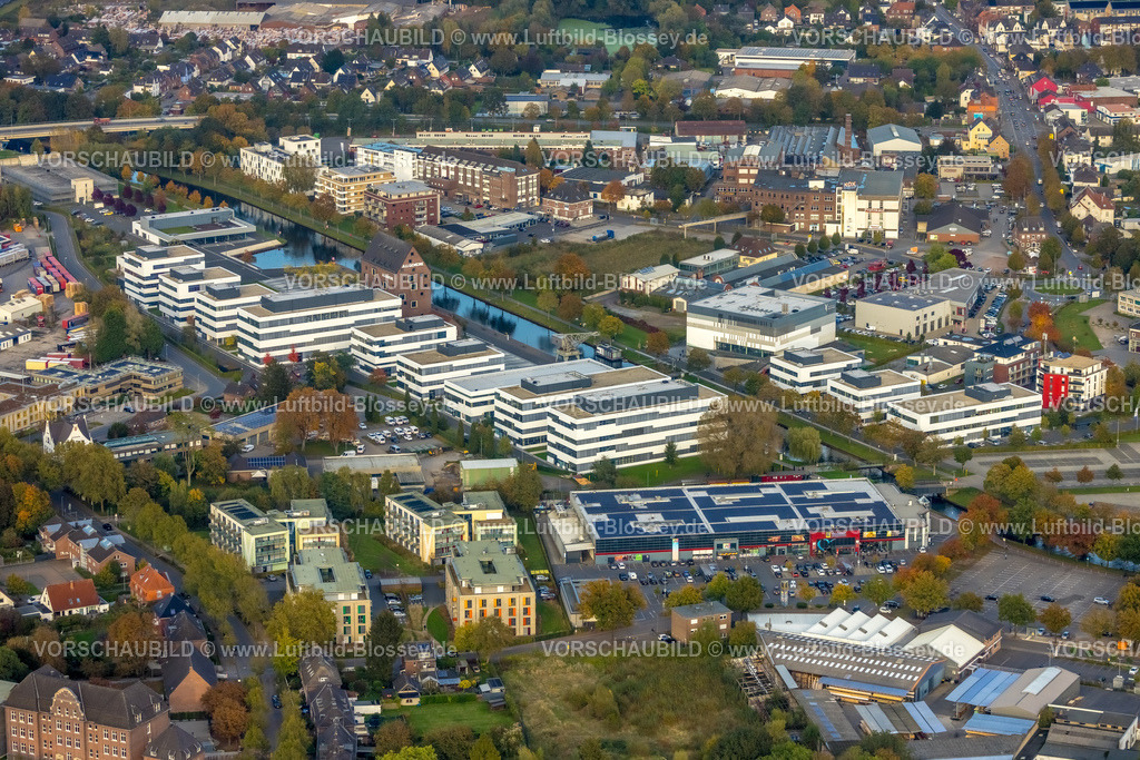 Kleve241014926 | Luftbild, Spoykanal und Hochschule Rhein-Waal Campus Kleve, Neue Werft, Wissensspeicher Bibliothek Hochschule, Kellen, Kleve, Niederrhein, Nordrhein-Westfalen, Deutschland