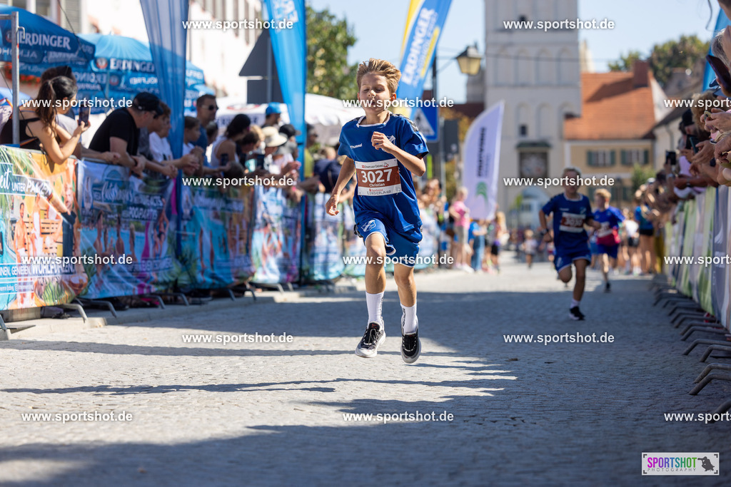 VJ__3134 | Stadtlauf Erding 2025 #stadtlauferding #erdingstadtlauf #stadtlauf_erding #laufmotivation #trisporterding #yourpictrs #sportshot_your_pictrs