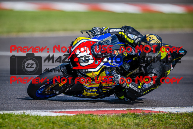 MaZZes_FotoMatrix_220506_91904 | Fotograf Mathias Schmid
Sportfotograf,
Eventfotograf,
Hochzeitsfotograf,
Portraitfotograf