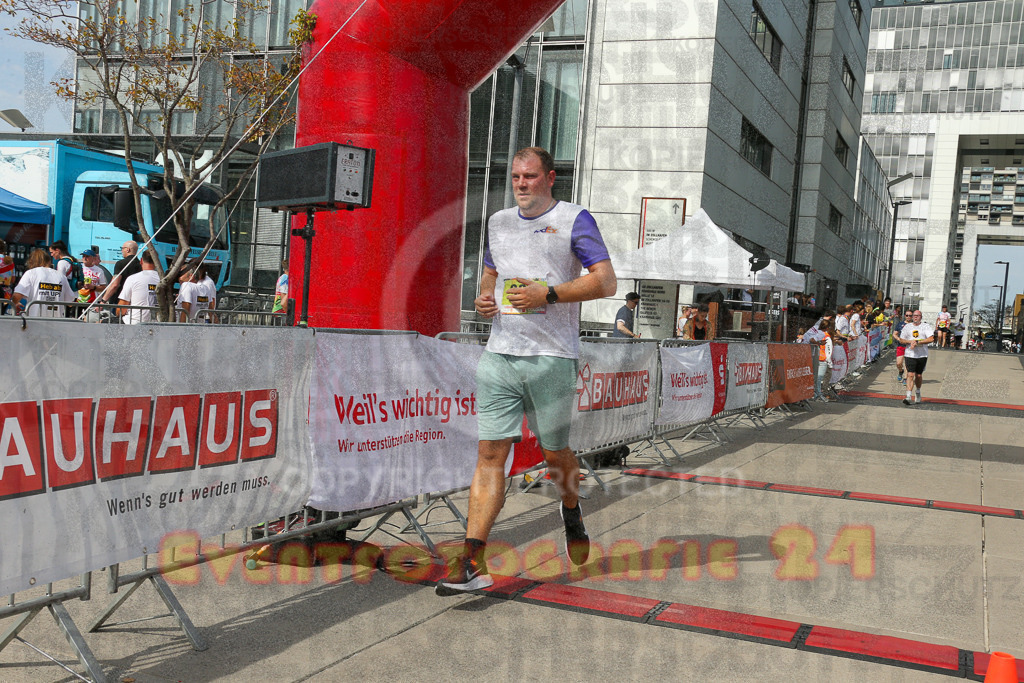 250920_1340_EX1_6152 | Sportfotografie im Rhein-Sieg Kreis, Köln, Bonn, NRW, Rheinland Pfalz, Hessen, etc. Unser Tätigkeitsfeld umfasst den Laufsport vom Volkslauf über den Marathon, Duathlon, Triathon bis zum Ultralauf wie Kölnpfad Ultra oder Schindertrail.