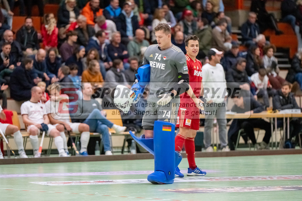 HK_20241214_100348 | 1. Bundesliga Halle Herren Crefelder HTC - Rot-Weiss Köln am 14.12.2024 Halle Glockenpitz, Krefeld ,