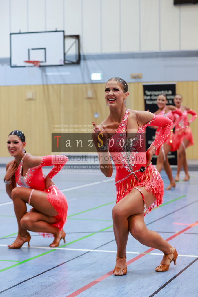 20260307_Solo-Forma_BL2_Nbg09478 | Tanzsportbilder, Standardtanz, Lateintanz, WDSF, DTV, LTVB, dancecomp, goc, hessen tanzt, blaues band der spree, walzer, tango, wiener walzer, slowfox, quickstepp, samba, rumba, cha-cha-cha, paso doble. jive, hd-kroft photography, turniertanzsport