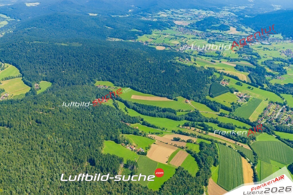 Klassische Luftaufnahme ohne Drohne zeigt:Ansdorf bei Hohenwarth - Die Luftbildaufnahme wurde 2025 vom UL-Flugzeug heraus erstellt ( keine Drohne ) - Hochauflösende Luftaufnahme -Nicht vergleichbar mit Google Maps oder Satelittenbilder- Die Geschenkidee !Mit Lizenz und Bildrechte bestellbar