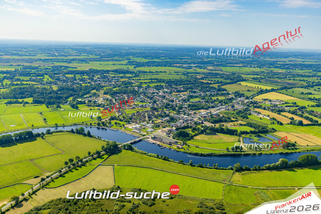 Luftaufnahme der Stadt Pahlen - Die Luftaufnahme wurde 2025 vom UL-Flugzeug heraus erstellt ( keine Drohne ) - Hochauflösende Luftaufnahme - für professionelle Ausdrucke geeignet. Die Geschenkidee !Hier alle&nbsp;Infos zur Lizenzierung der LuftaufnahmeWir fliegen auch dieses Jahr wieder in Ihre Region um Luftbilder zu erstellen.- Luftbild anfragen