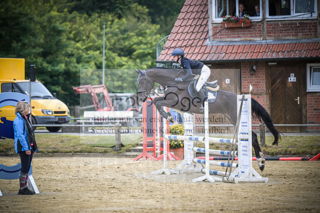 DOS_1665 | Entdecke hochwertige Reitturnierfotos von Foto Oger. Professionell, emotional und authentisch – jetzt Lieblingsmomente im Shop bestellen.Deutschlandweite Turnierfotografie. - Realisiert mit Pictrs.com
