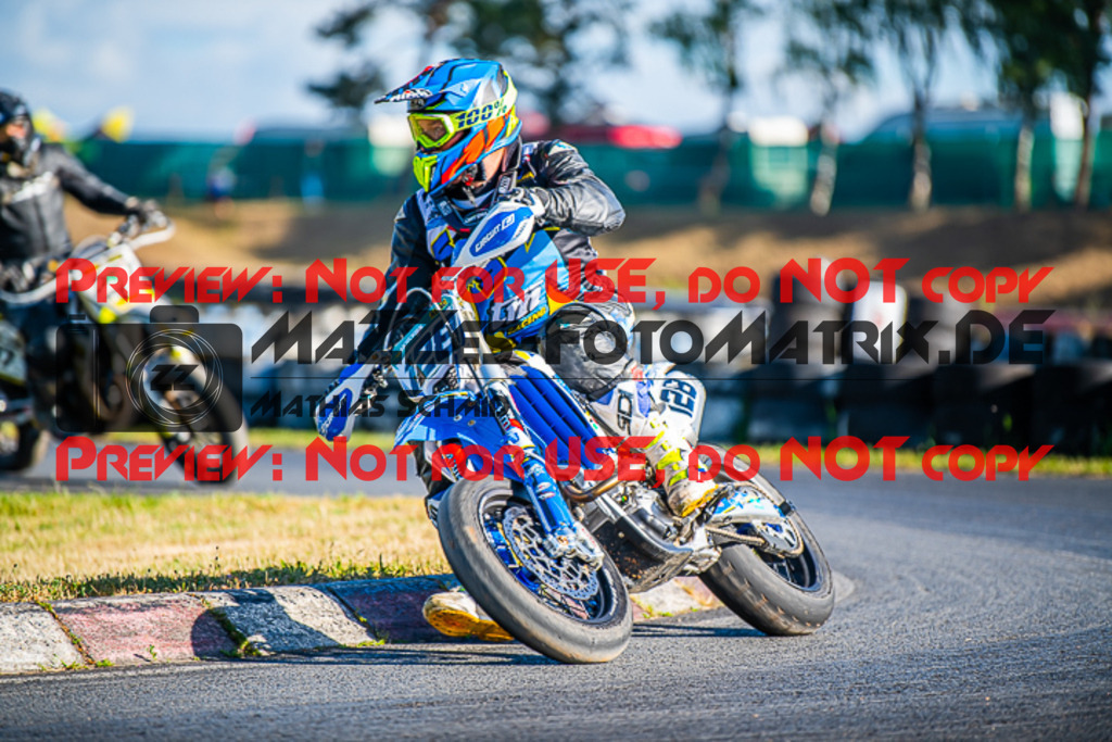MaZZes_FotoMatrix_220528_3578 | Fotograf Mathias Schmid
Sportfotograf,
Eventfotograf,
Hochzeitsfotograf,
Portraitfotograf