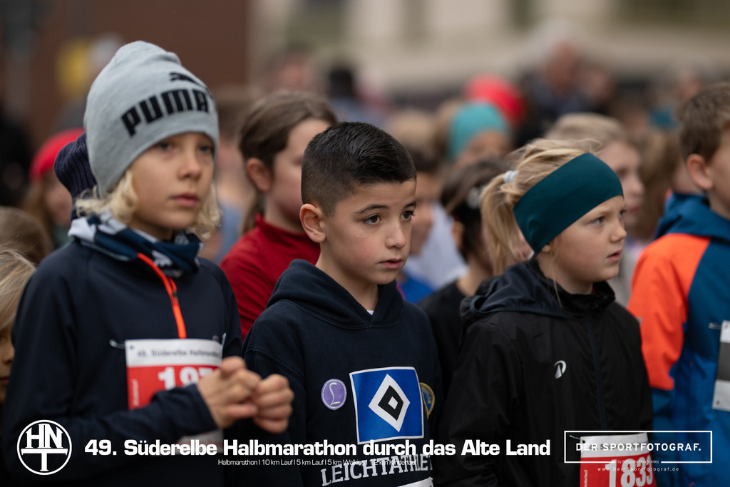 Süderelbe Halbmarathon 2025 I 09.11.2025 I Fotograf_DerSportfotograf.I 00102 | Der Sportfotograf. - Realized with Pictrs.com