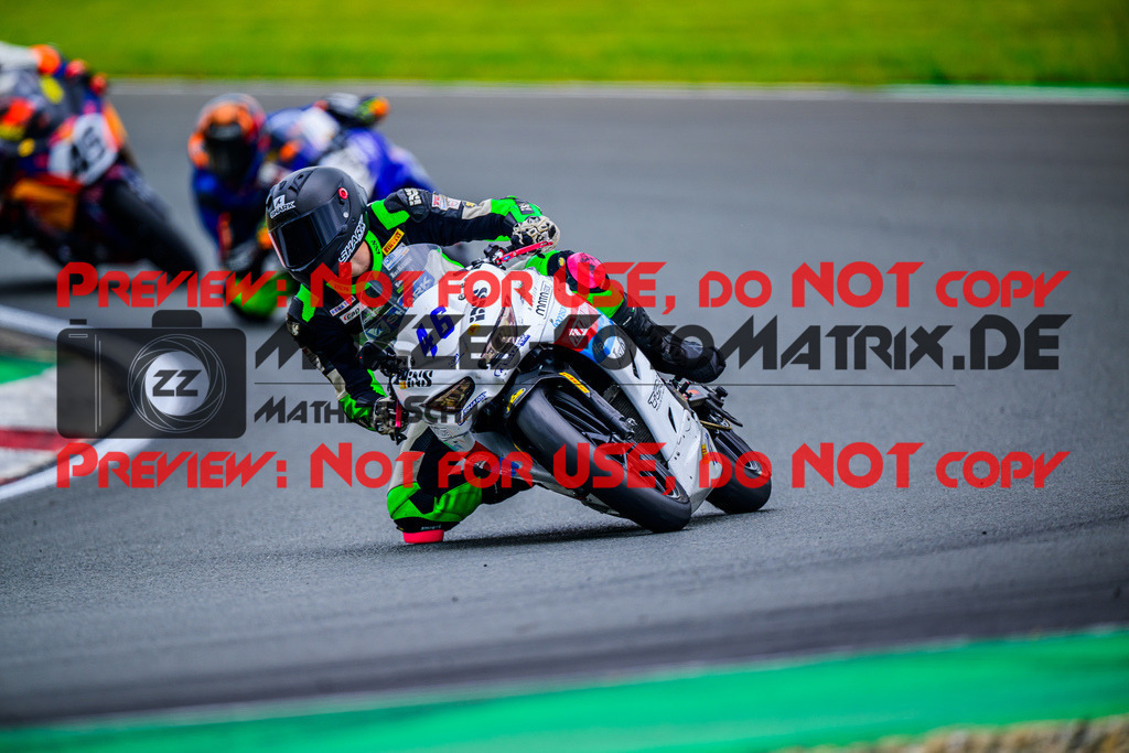 MaZZes_FotoMatrix_240531_6007705_2099 | SSP300