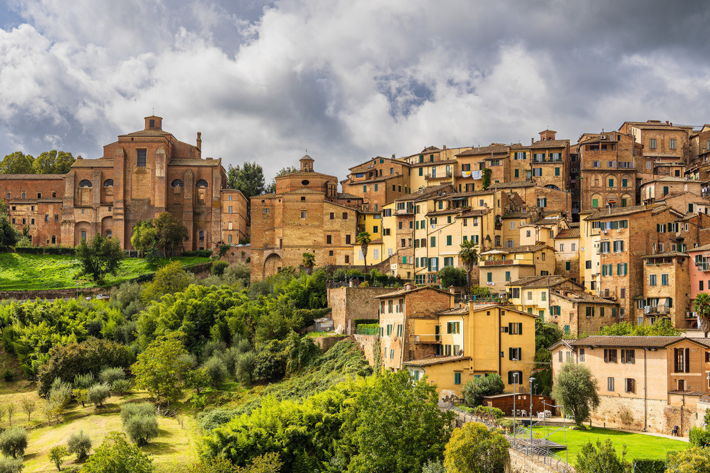 Blick auf die Altstadt von Siena in Italien | Blick auf die Altstadt von Siena in Italien.