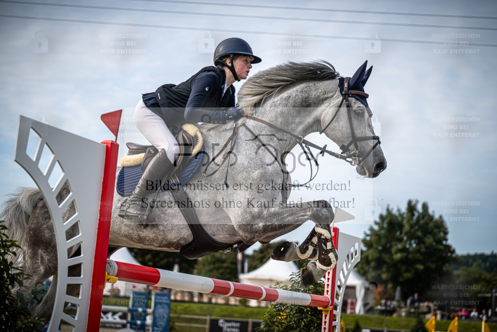 DOS_6375 | Entdecke hochwertige Reitturnierfotos von Foto Oger. Professionell, emotional und authentisch – jetzt Lieblingsmomente im Shop bestellen. - Realisiert mit Pictrs.com