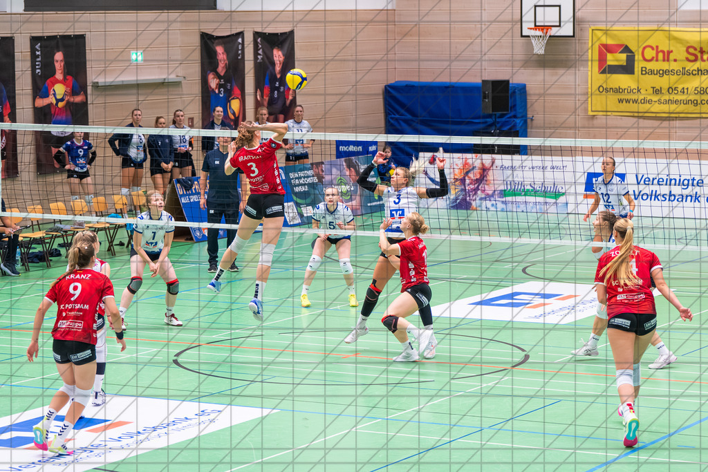 2. VBLF Nord 25/26 | Spiel 4017 | VC Osnabrück vs. Potsdam II | //  25.10.25: 2. VBLF Nord 25/26 | Spiel 4017 | VC Osnabrück vs. Potsdam II / Osnabrück / Deutschland  //   CREDIT:www.bullenfotos.de, Martin König, Hörner Weg 40, D-49078 Osnabrück, +4917663732967 // Nutzung und Weitergabe nur zu den vereinbarten Zwecken. Presseanfragen an Ersteller. Alle Rechte beim Ersteller. Honorierung nach MFM. - Realisiert mit Pictrs.com