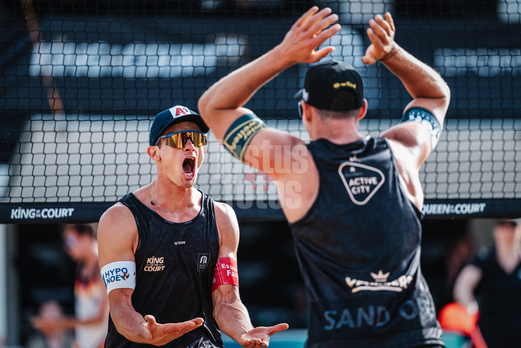 Beachvolleyball | Männer | Queen and King of the Court | Hamburg | 30.05.2024 | Jubel bei Philipp Waller (links, AUT) und Mathias Seier (rechts, AUT)