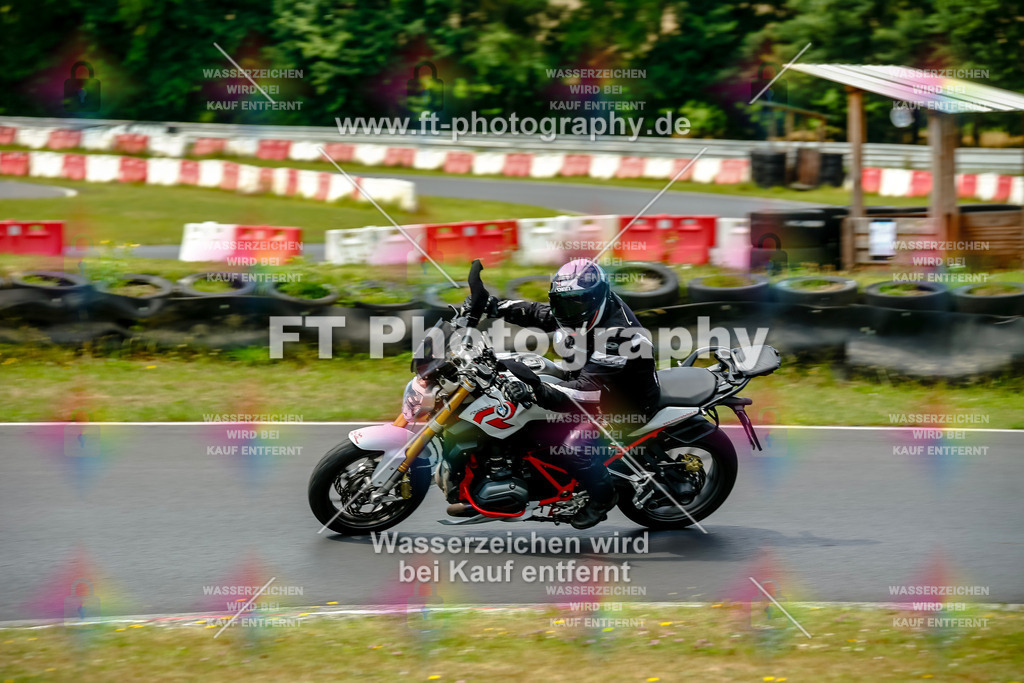 VBK-4821 | Hier findet Ihr Bilder von Touristenfahrten auf der Nürburgring Nordschleife oder von anderen Veranstaltungen die ich besucht habe. Viel Spass beim Durch Schauen 