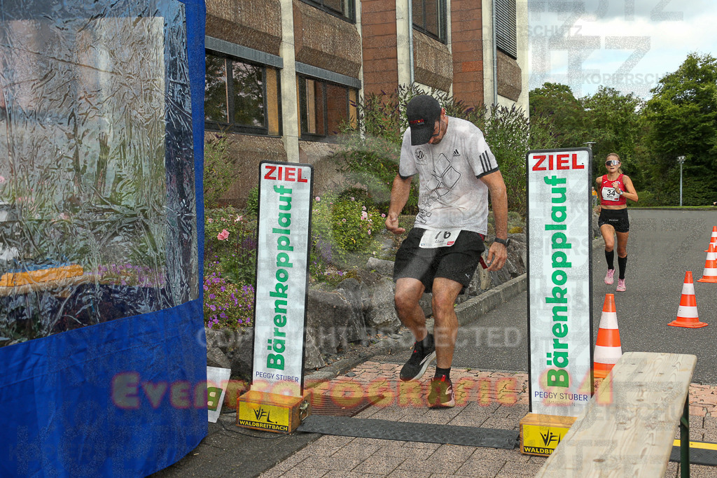 250801_1900_EX1_6852 | Sportfotografie im Rhein-Sieg Kreis, Köln, Bonn, NRW, Rheinland Pfalz, Hessen, etc. Unser Tätigkeitsfeld umfasst den Laufsport vom Volkslauf über den Marathon, Duathlon, Triathon bis zum Ultralauf wie Kölnpfad Ultra oder Schindertrail.