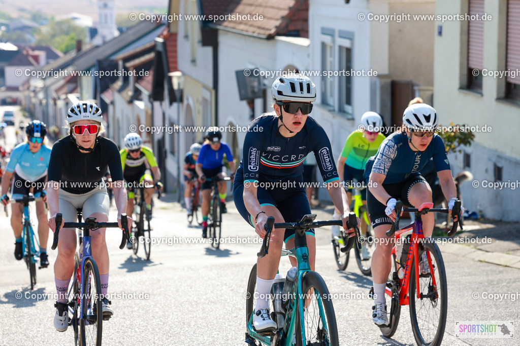 263_AR6_8701 | Neusiedlersee Radmarathon 2026@sportshot_your_pictrs #yourpictures#roadtowm2029 #nrm #neusiedlerseeradmarathon #neusiedlersee #neusiedlerseetourismus #burgenland #mörbisch #nrm26 #burgenlandtourismus #voglundco #poweredbyburgenlandtourismus #radsport #rad #marathon #ucigranfondo #visitburgenland #ucigranfondoworldseries