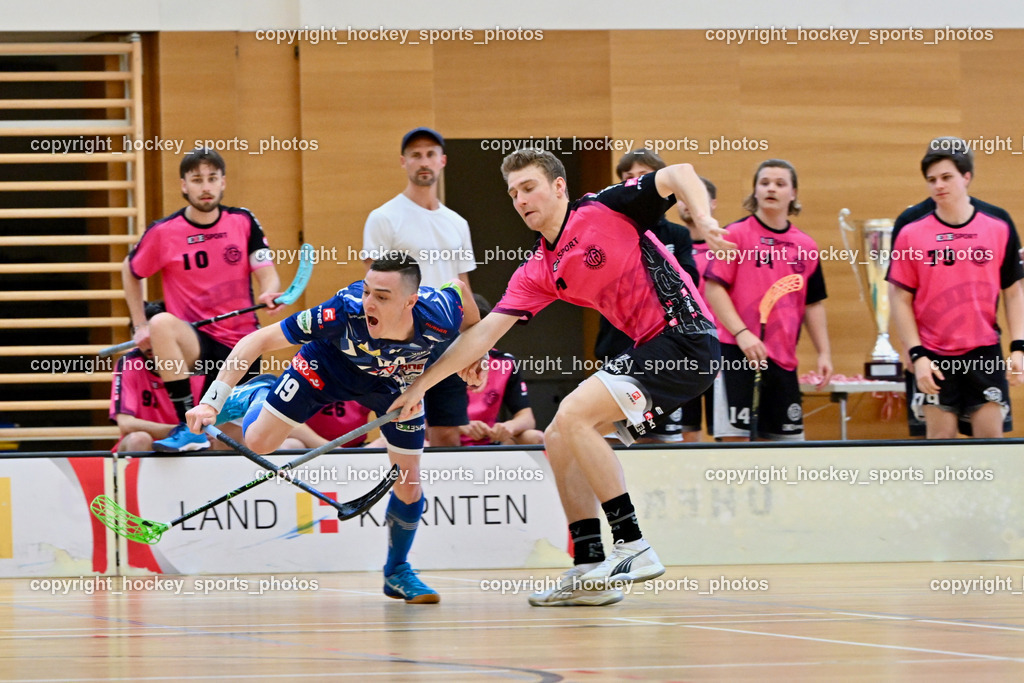 VSV Unihockey vs. Wiener Floorball Verein | #7 SCHEIDL Peter Wiener Floorballverein, #19 Philipp Seiser VSV Unihockey, VSV Unihockey vs. Wiener Floorball Verein, VSV Unihockey vs. Wiener Floorball Verein am 18.05.2025 in Villach (Ballspielhalle St. Martin), Austria, (Photo by Bernd Stefan)