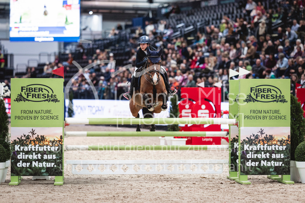 240119_Leipzig_PonyTrophy-565 | Deine schönsten Turniermomente als professionelle Fotos! Entdecke hochwertige Pferdesport-Fotografie im Online-Shop. Jetzt Fotos finden & bestellen!