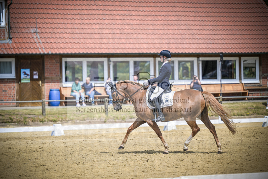 DOS_3154 | Entdecke hochwertige Reitturnierfotos von Foto Oger. Professionell, emotional und authentisch – jetzt Lieblingsmomente im Shop bestellen.Deutschlandweite Turnierfotografie. - Realisiert mit Pictrs.com