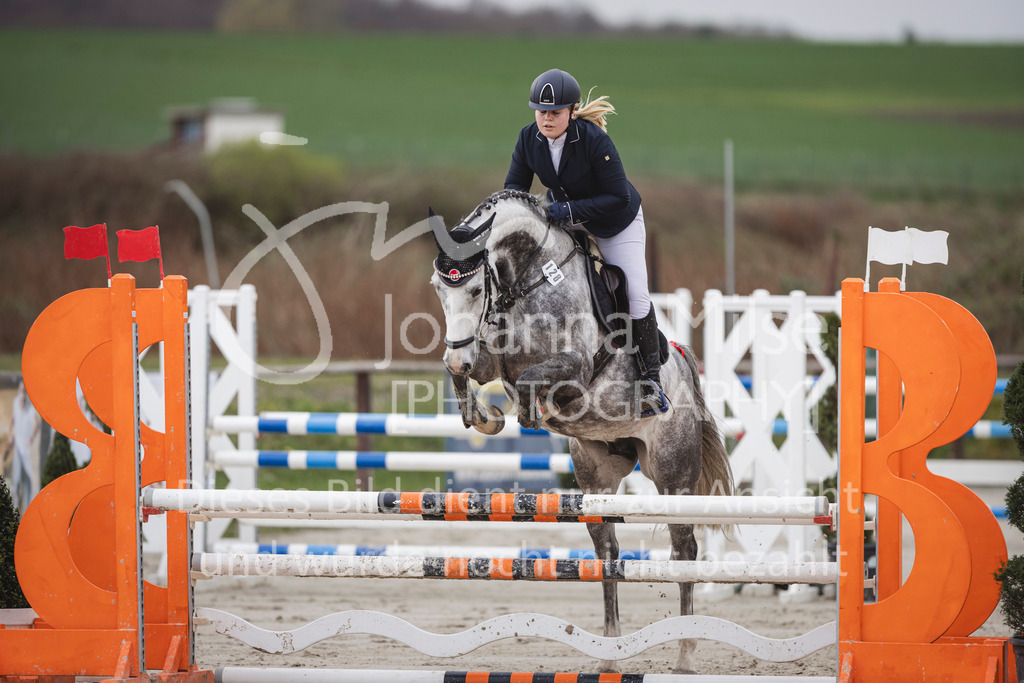 240330_Fruehlingsfest_Stil-A1_U30-344 | Deine schönsten Turniermomente als professionelle Fotos! Entdecke hochwertige Pferdesport-Fotografie im Online-Shop. Jetzt Fotos finden & bestellen!