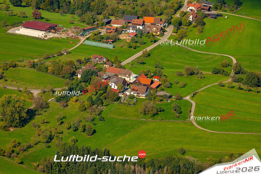 Klassische Luftaufnahme ohne Drohne zeigt:Steinberg bei Murrhardt - Die Luftbildaufnahme wurde 2025 vom UL-Flugzeug heraus erstellt ( keine Drohne ) - Hochauflösende Luftaufnahme -Nicht vergleichbar mit Google Maps oder Satelittenbilder- Die Geschenkidee !Mit Lizenz und Bildrechte bestellbar