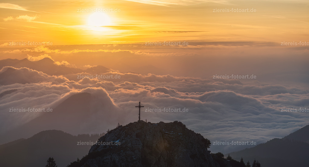 Sonnenaufgang über dem Wildalpjoch | Sonnenaufgang über dem Wildalpjoch - Realisiert mit Pictrs.com