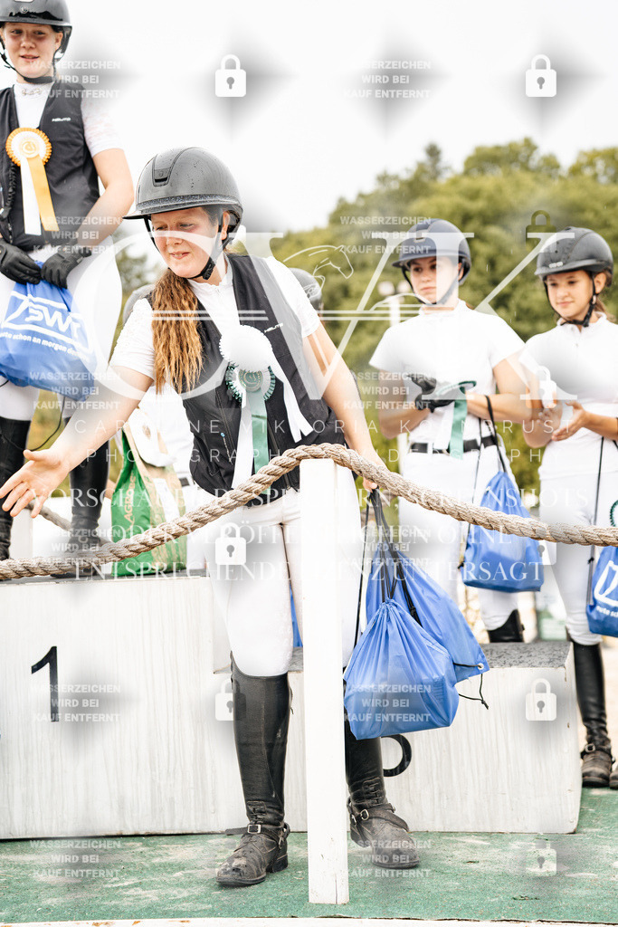 CK705164 | Turnierfotografie Pferdefotografie Trier Rheinland-Pfalz Pferdesport Reitsport Tierfotografie Sportfotografie Pferdevideo Pferdevideografie Equestrianvideography equestrianphotography  - Realisiert mit Pictrs.com