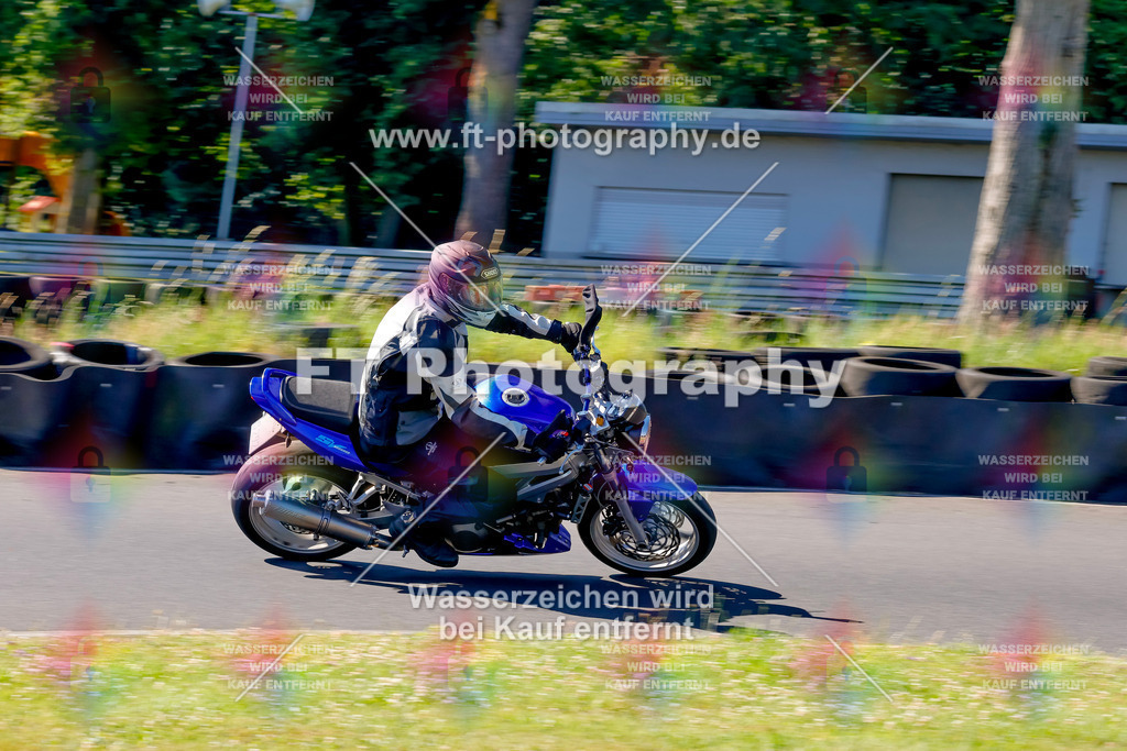 _MOT8939 | Hier findet Ihr Bilder von Touristenfahrten auf der Nürburgring Nordschleife oder von anderen Veranstaltungen die ich besucht habe. Viel Spass beim Durch Schauen 