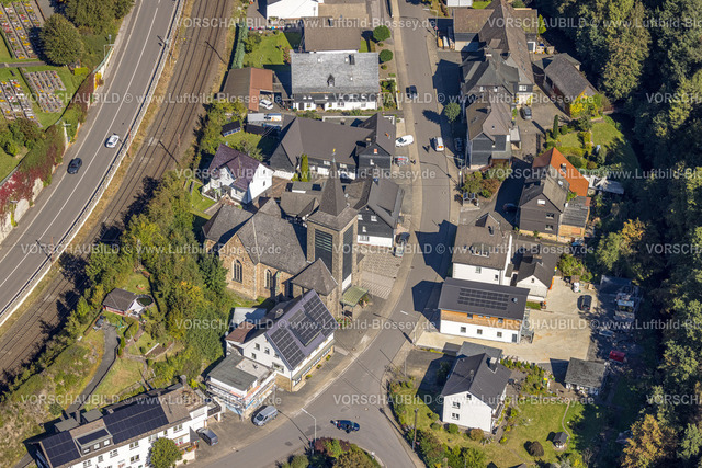 Kirchhundem230910279Kirchhundem | Luftbild, Kath. Pfarrkirche St. Antonius, Hofolpe, Kirchhundem, Sauerland, Nordrhein-Westfalen, Deutschland