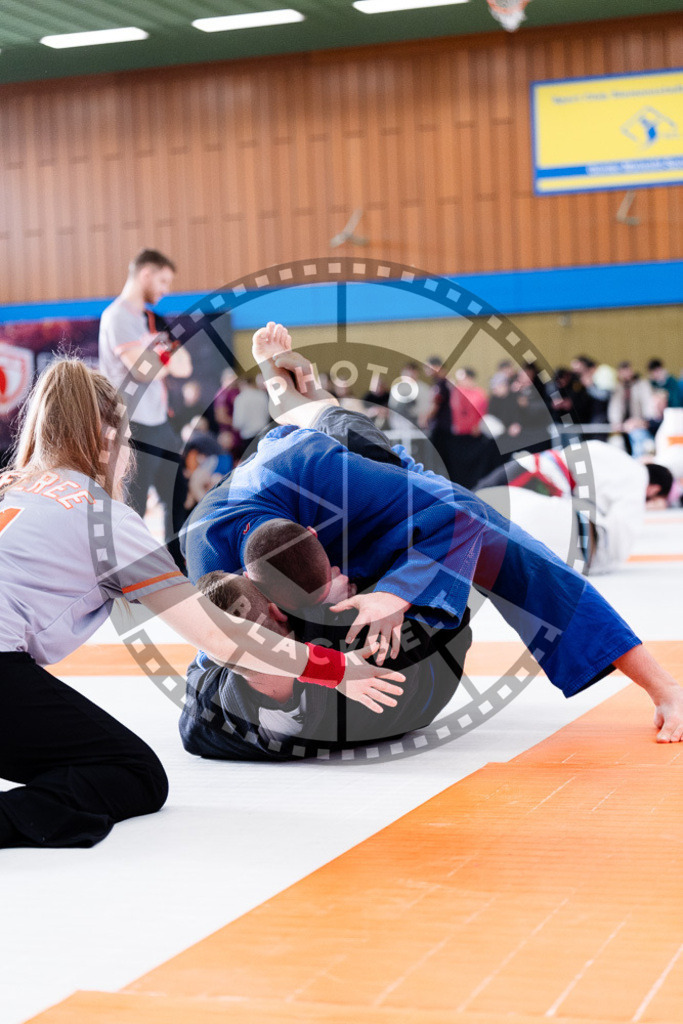 20251122PBB11339 | Athletes compete during the Grappling Industries Berlin Jiu-Jitsu and Grappling Championship, on November 22, 2025 in Berlin, Germany. © photoblackbelt