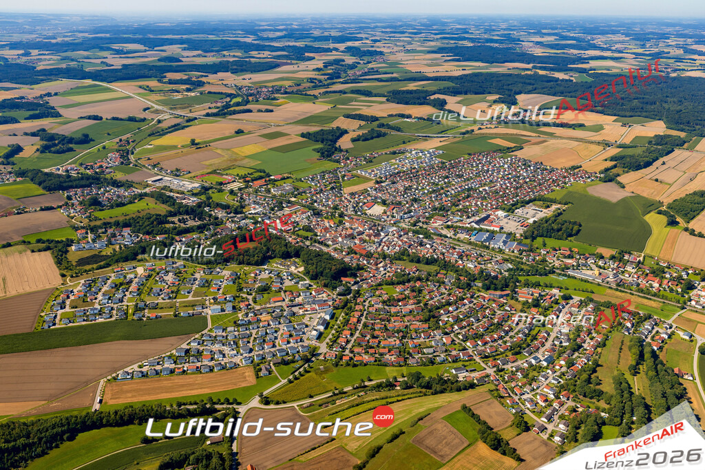 Luftaufnahme von  Ergoldsbach - Die Luftaufnahme wurde 2025 vom UL-Flugzeug heraus erstellt ( keine Drohne ) - Hochauflösende Luftaufnahme - für professionelle Ausdrucke geeignet. Die Geschenkidee !Mit Lizenz und Bildrechte bestellbar
