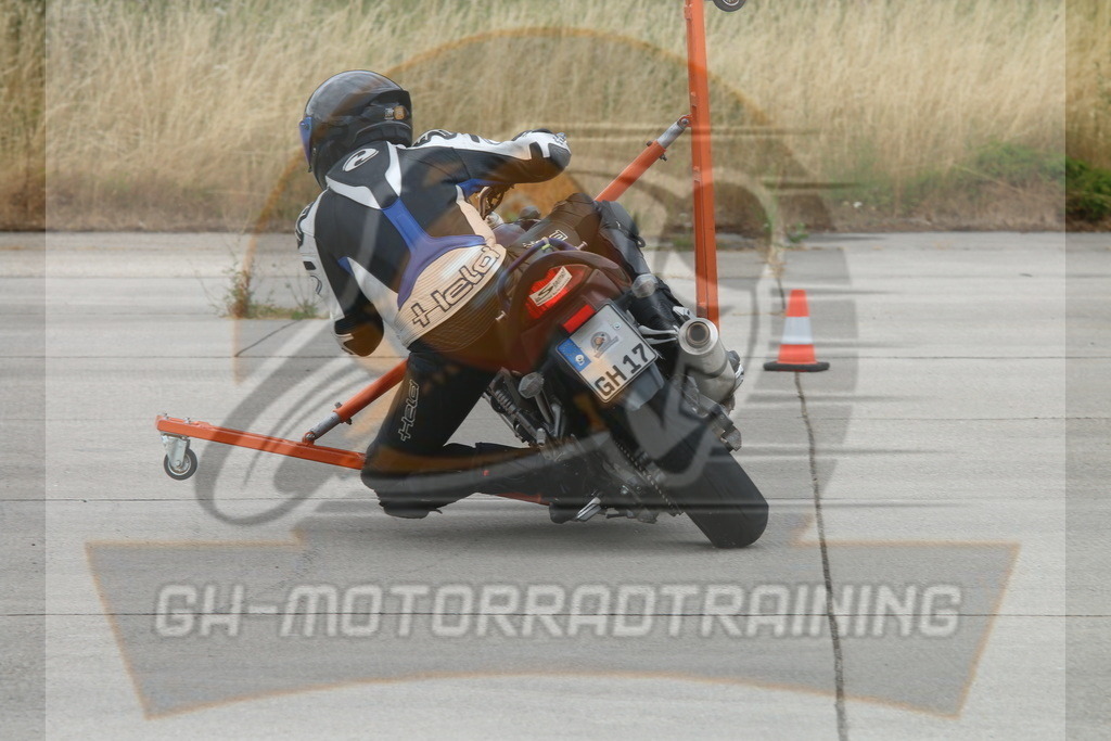 IMG_3217 | gh-motorradtraining-foto.de - Realisiert mit Pictrs.com