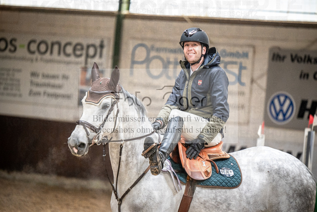 DOS_0020 | Entdecke hochwertige Reitturnierfotos von Foto Oger. Professionell, emotional und authentisch – jetzt Lieblingsmomente im Shop bestellen.Deutschlandweite Turnierfotografie. - Realisiert mit Pictrs.com
