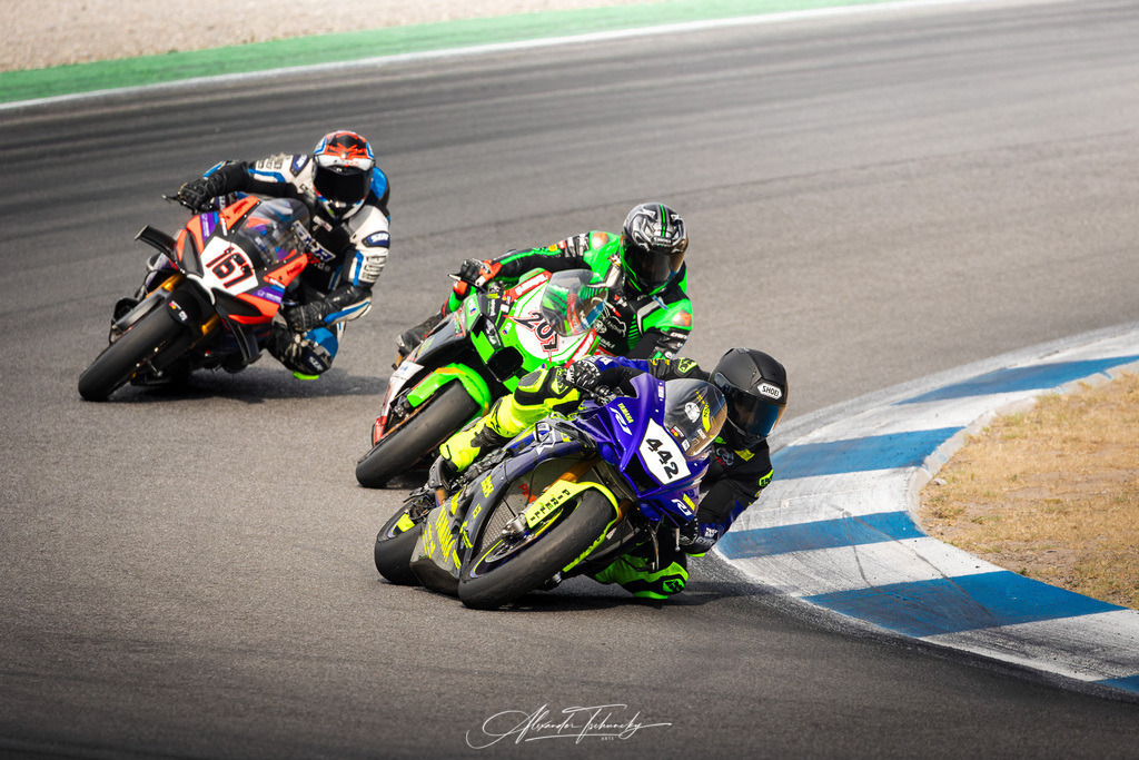 Ducati Trackday Hockenheimring 2026 | Entdecken Sie die faszinierende Welt von Alexander Tschuncky Arts: Kreative Fotografie, atemberaubende Automobilkunst und hochwertiger Bilderdruck. Lassen Sie sich inspirieren! - Realisiert mit Pictrs.com