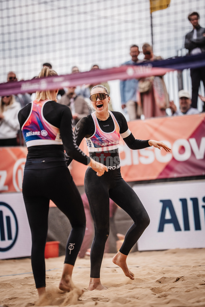 Beachvolleyball | Frauen | Allianz German Beach Tour 2025 | Tourstop Düsseldorf | 18.05.2025 | v.l. Chenoa Christ und Anna-Chiara Reformat